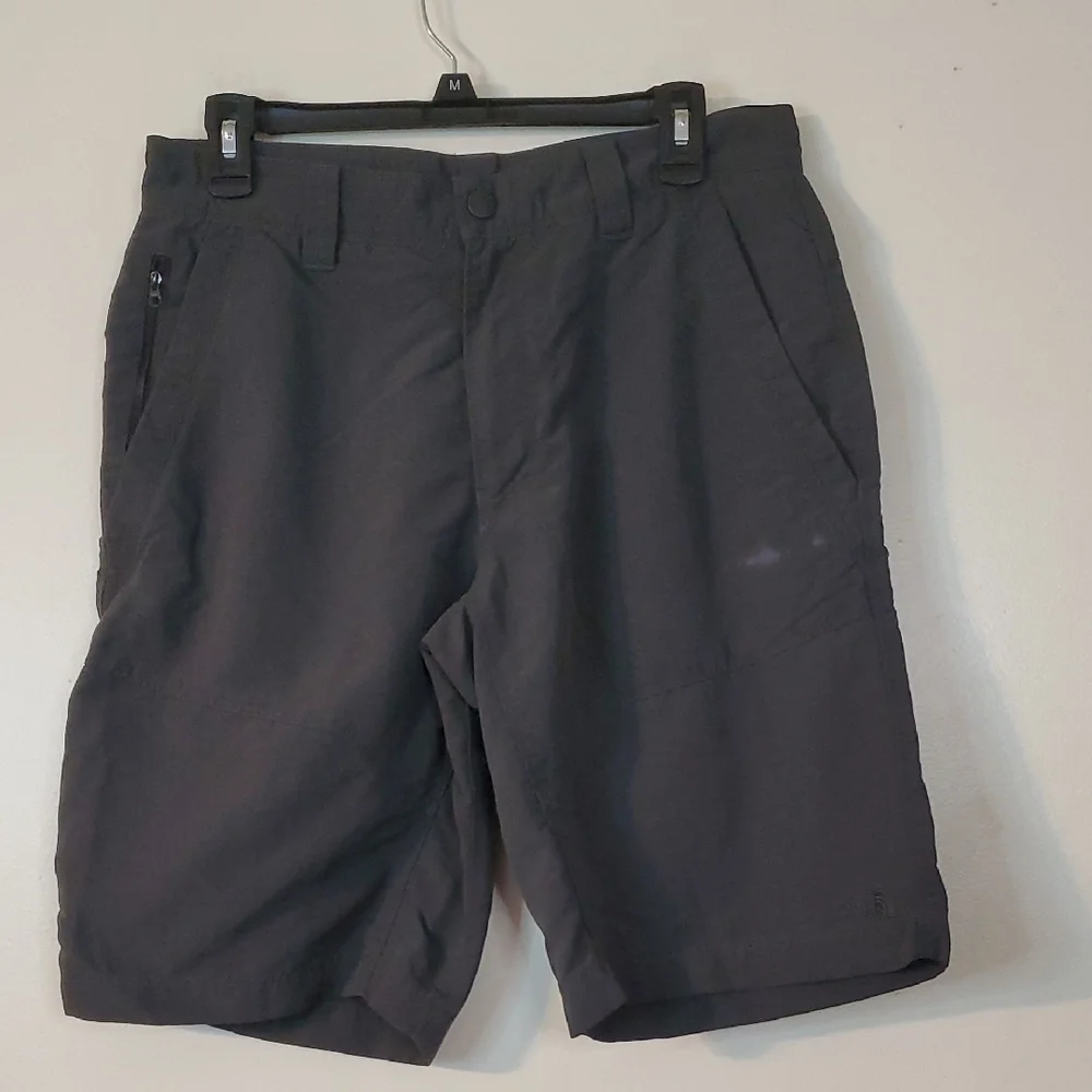 The North Face 11' Nylon Hiking Shorts Size 32 Grey Pockets Gorpcore Streetwear